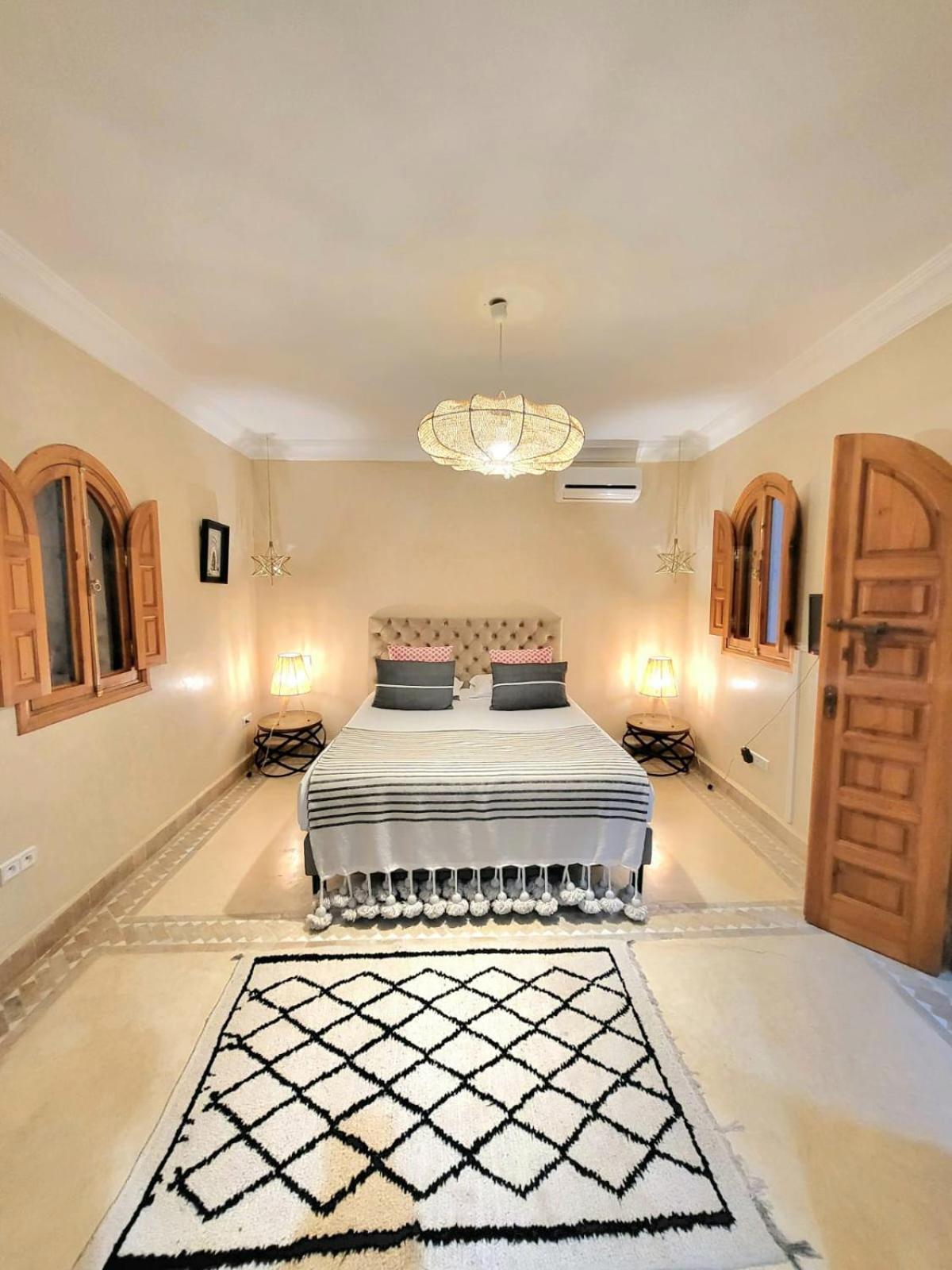 Riad Melilo Avec Piscine Chauffee Marrakesch Exterior foto