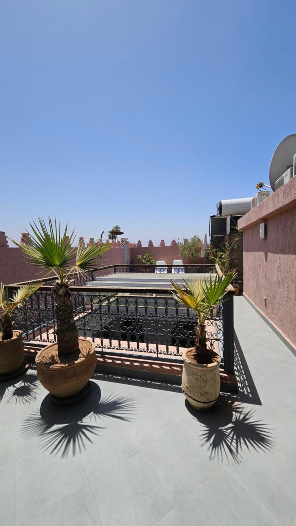 Riad Melilo Avec Piscine Chauffee Marrakesch Exterior foto